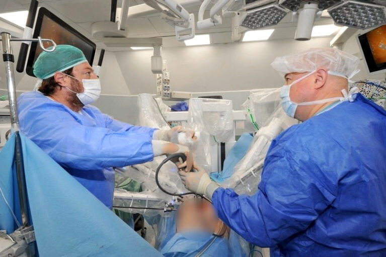 Инновационная Роботизированная хирургия в Медицинском центре Галилеи ...